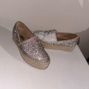 Steve Madden Rhinestone shoes Size 7.5US